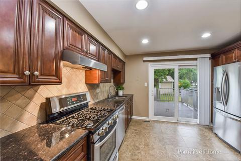 1205 E Hull Dr, Wheaton, IL 60189 photo 8