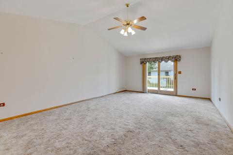 10863 Timer Dr E, Huntley, IL 60142 photo 3