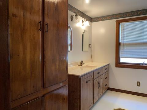 430 W 4th St, Spring Valley, IL 61362 photo 10