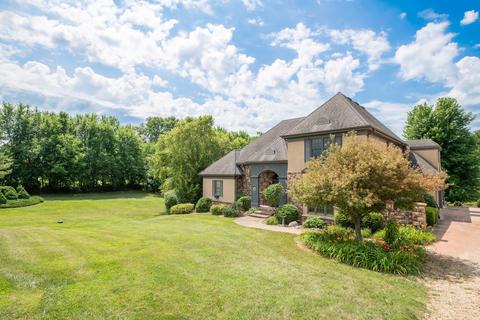 123 Kramer Rd, Avon, IL 61415 photo 2