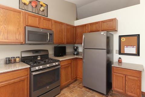 2402 Timber View Dr, Bloomington, IL 61701 photo 10