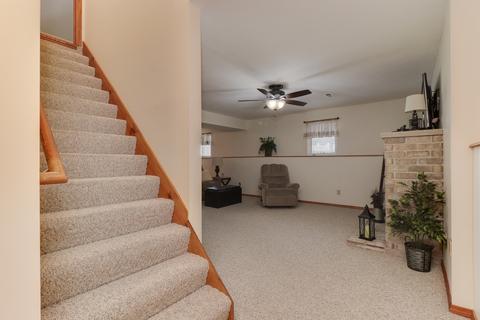 2402 Timber View Dr, Bloomington, IL 61701 photo 23
