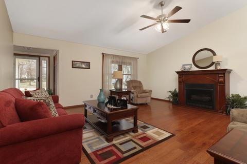 2402 Timber View Dr, Bloomington, IL 61701 photo 5