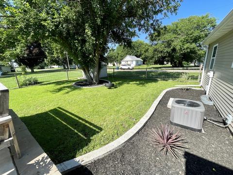 204 E Maple Ave, Cherry, IL 61317 photo 30