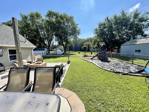 204 E Maple Ave, Cherry, IL 61317 photo 33