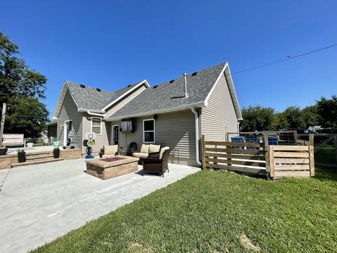 204 E Maple Ave, Cherry, IL 61317 photo 37