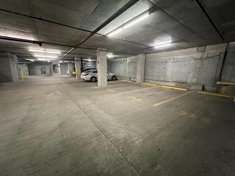 420 E Waterside Dr #P-325, Chicago, IL 60601