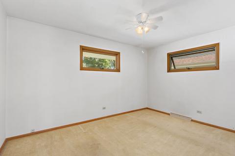 207 N Elroy Ave, Bartlett, IL 60103 photo 10