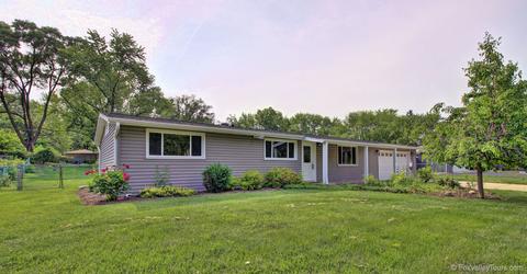 3717 Hamlin Dr, Johnsburg, IL 60051 photo 1