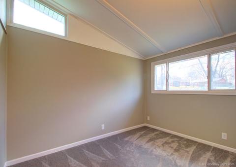 3717 Hamlin Dr, Johnsburg, IL 60051 photo 22