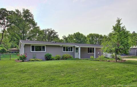 3717 Hamlin Dr, Johnsburg, IL 60051 photo 2