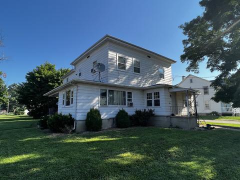 502 E 4th St, Sterling, IL 61081 photo 1