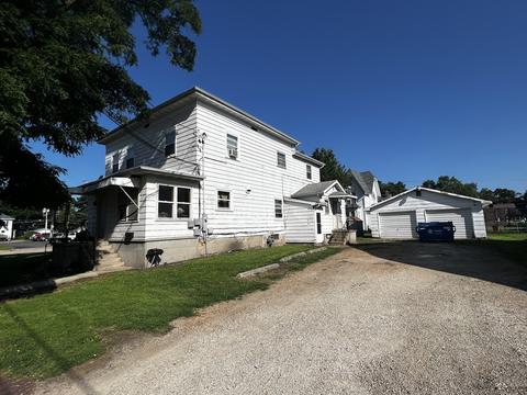 502 E 4th St, Sterling, IL 61081 photo 3