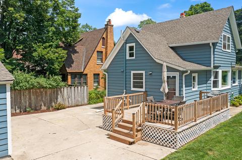 360 N Worth Ave, Elgin, IL 60123 photo 28