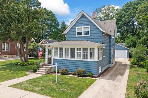 360 N Worth Ave, Elgin, IL 60123 photo 1