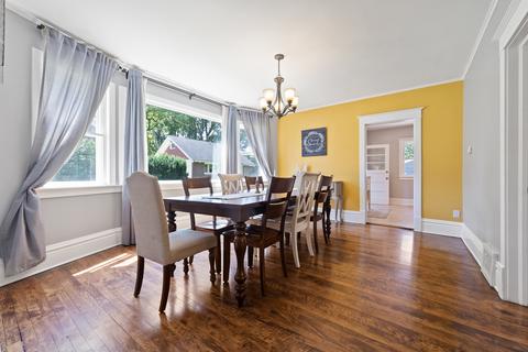 360 N Worth Ave, Elgin, IL 60123 photo 10