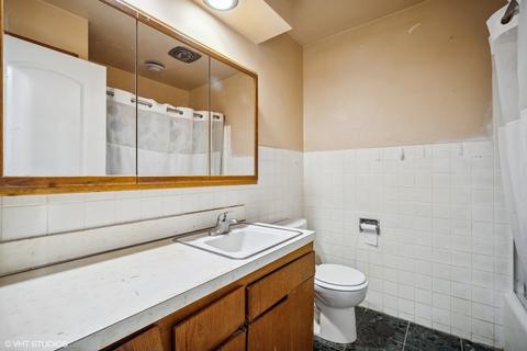 2000 Beechnut Rd, Northbrook, IL 60062 photo 15