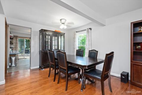 560 W Parkview Ter, Algonquin, IL 60102 photo 7