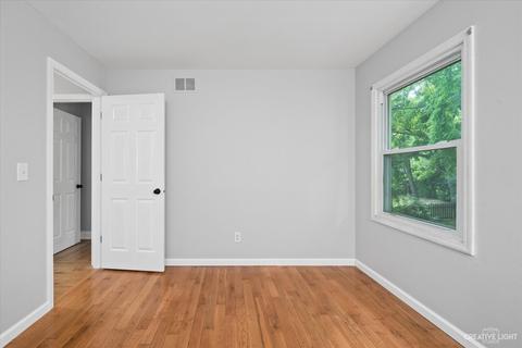 560 W Parkview Ter, Algonquin, IL 60102 photo 18