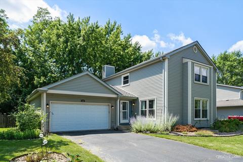 560 W Parkview Ter, Algonquin, IL 60102 photo 1