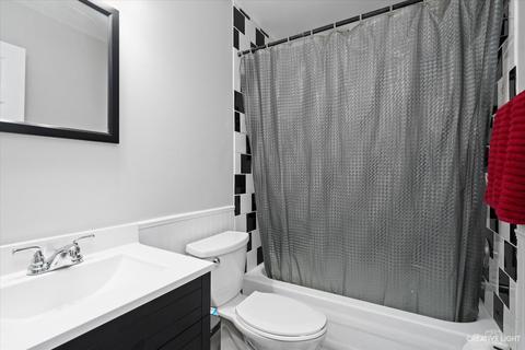 560 W Parkview Ter, Algonquin, IL 60102 photo 16
