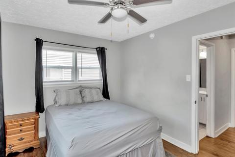 556 S Yates Ave, Kankakee, IL 60901 photo 12