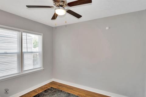 556 S Yates Ave, Kankakee, IL 60901 photo 15