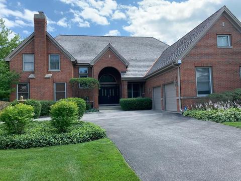 29042 N Cleek Ct, Mundelein, IL 60060 photo 2