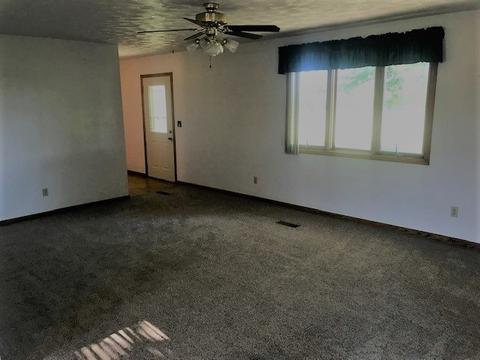 29173 E Thome Rd, Rock Falls, IL 61071 photo 3