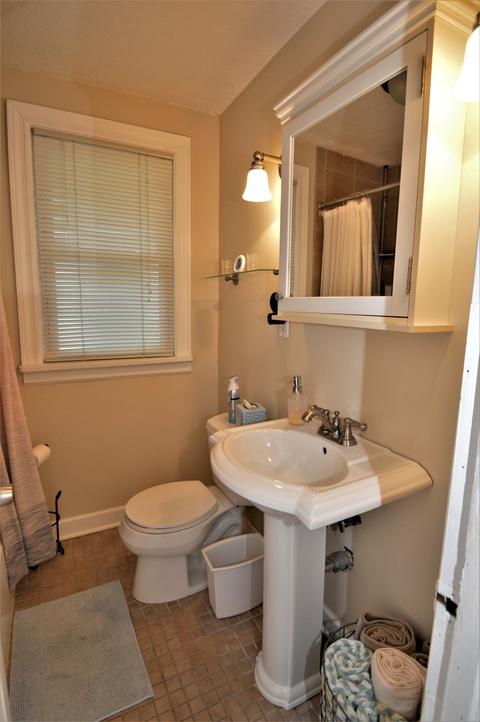 6919 30th Pl, Berwyn, IL 60402 photo 18