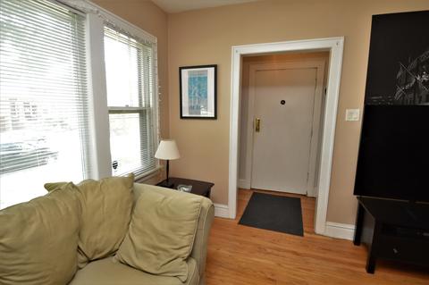 6919 30th Pl, Berwyn, IL 60402 photo 3