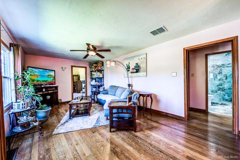 801 E 9th St, Lockport, IL 60441 photo 9