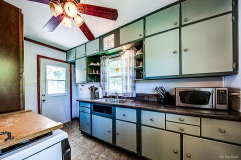 801 E 9th St, Lockport, IL 60441 photo 4
