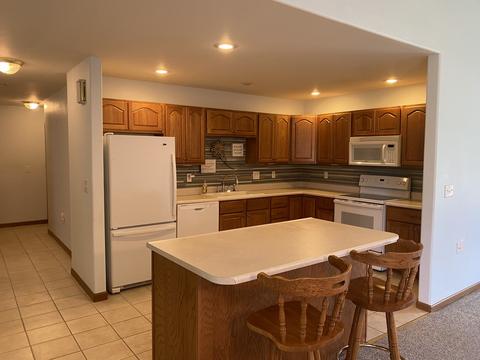 2913 Independence Dr, Peru, IL 61354 photo 6