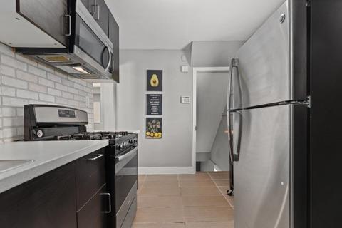 1716 E 73rd St, Chicago, IL 60649 photo 9