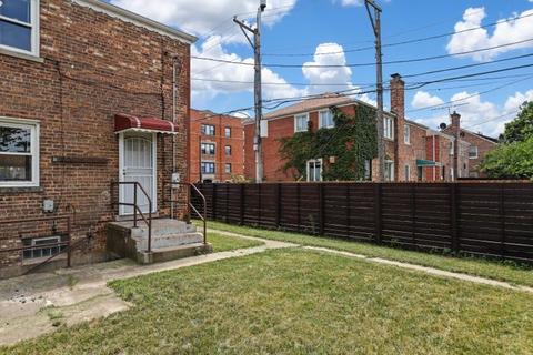 1716 E 73rd St, Chicago, IL 60649 photo 28