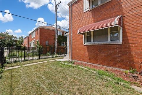 1716 E 73rd St, Chicago, IL 60649 photo 3