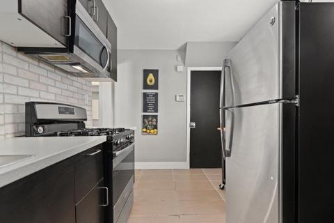 1716 E 73rd St, Chicago, IL 60649 photo 10