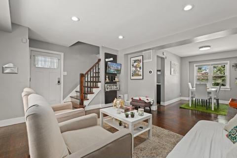 1716 E 73rd St, Chicago, IL 60649 photo 6