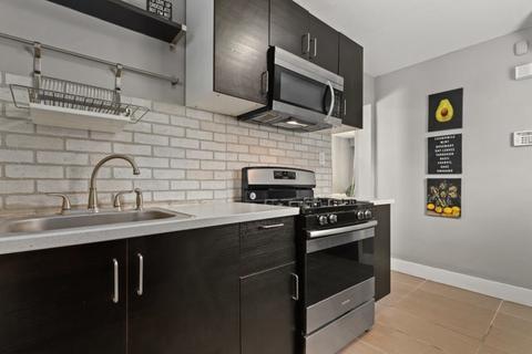 1716 E 73rd St, Chicago, IL 60649 photo 11