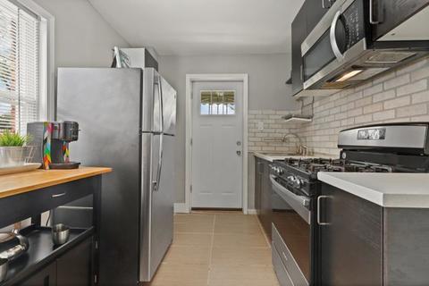 1716 E 73rd St, Chicago, IL 60649 photo 13