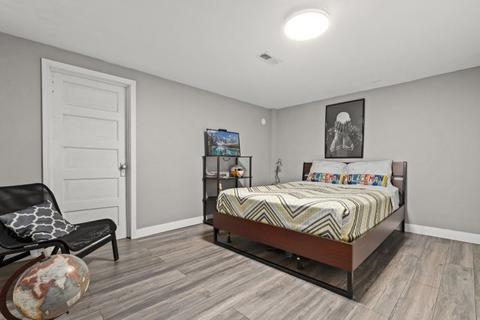 1716 E 73rd St, Chicago, IL 60649 photo 23