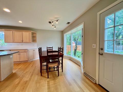 407 Ardmore Rd, Des Plaines, IL 60016 photo 9