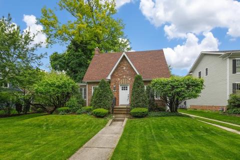 1903 E York Ln, Wheaton, IL 60187 photo 2