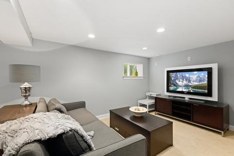 1903 E York Ln, Wheaton, IL 60187 photo 24