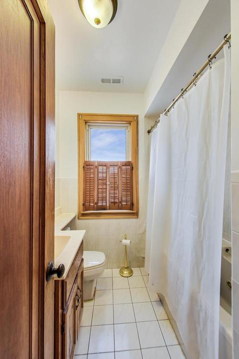 2051 N New England Ave, Chicago, IL 60707 photo 32
