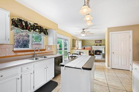1426 Wildmint Trl, Elgin, IL 60123 photo 13