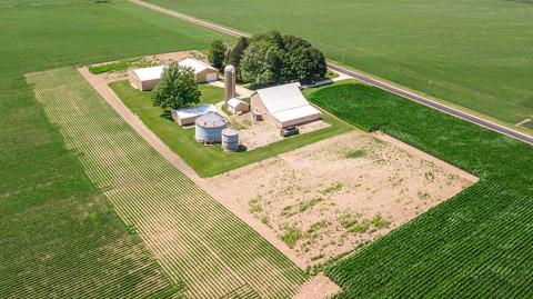 13632 Melms Rd, Genoa, IL 60135 photo 40