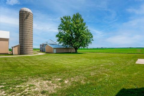 13632 Melms Rd, Genoa, IL 60135 photo 29