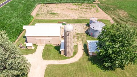 13632 Melms Rd, Genoa, IL 60135 photo 41